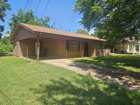 2305 Pine Bluff Street, Paris, TX 75460