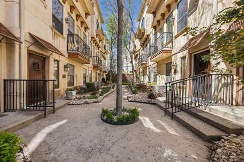1012 Pavillion Street, Dallas, TX 75204