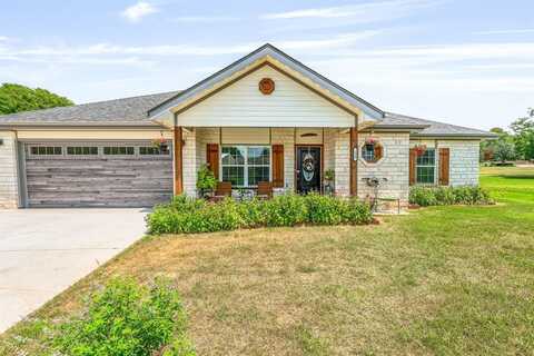 129 Hogan Street, Comanche, TX 76442