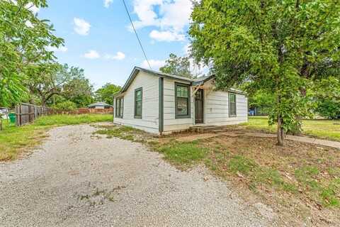 301 Gleese Street, Graham, TX 76450