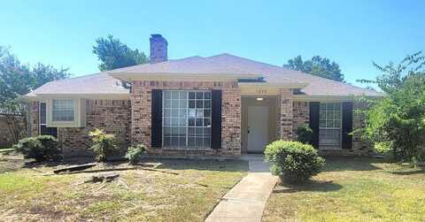 1008 Brownfield Drive, Mesquite, TX 75150
