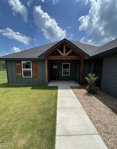 612 W Coffin Street, Denison, TX 75020