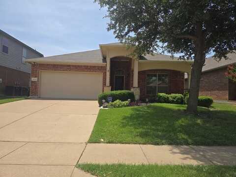 13045 Sierra View Drive, Fort Worth, TX 76244