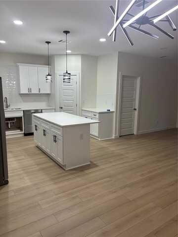 2523 Amelia Street, Dallas, TX 75235
