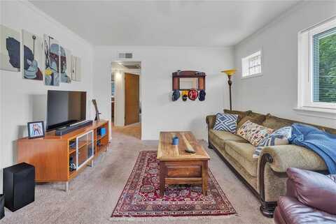 5639 Matalee, Dallas, TX 75206