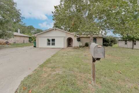 806 Zahara Street, Bowie, TX 76230