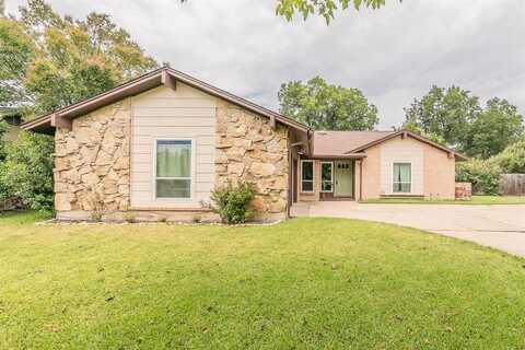9004 Mahan Drive, Benbrook, TX 76116