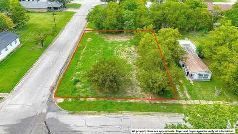 802 E 12th Avenue, Corsicana, TX 75110
