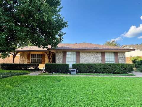 1113 Janell Drive, Irving, TX 75062