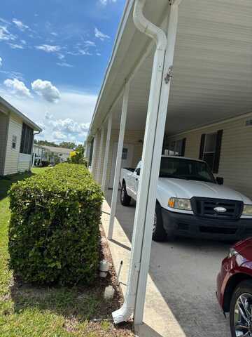 3223 Bending Oak Dr, Plant City, FL 33563