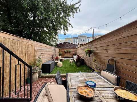 1871 Gates Ave, RIDGEWOOD, NY 11385