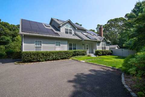 97 SPRING CLOSE HWY, East Hampton, NY 11937