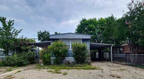 11 N Sunset Dr, Kerrville, TX 78028