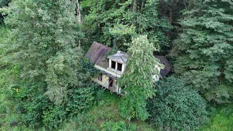 2283 Coon Creek Rd, Gassaway, WV 26624