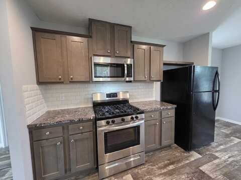 11 Cardinal Hill Drive, Orion Township, MI 48359
