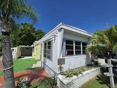 255 N. Tamiami Trail, Nokomis, FL 34275