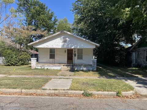 1909 S Porter Avenue, Joplin, MO 64801