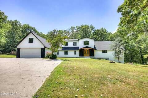 8251 Cedar Drive, Joplin, MO 64804