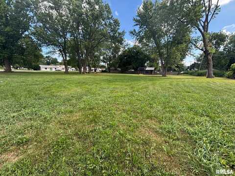 2102 BLACK Avenue, Springfield, IL 62702