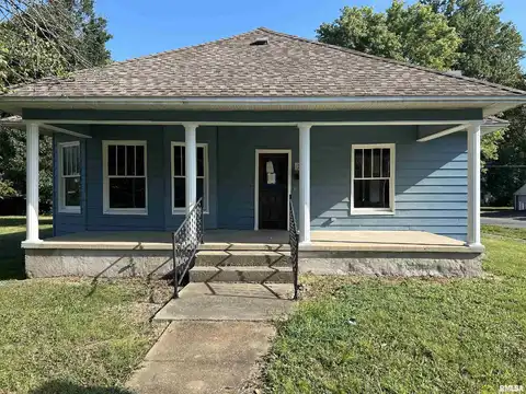 211 E Lindell Street, West Frankfort, IL 62896