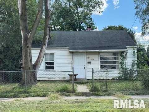 2106 W WISWALL Street, Peoria, IL 61605