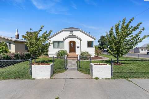119 E 1st Ave, Kennewick, WA 99337