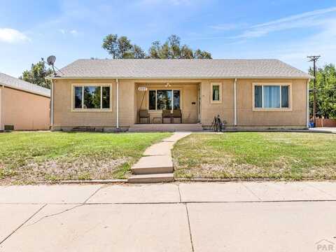 2227 Coronado Rd, Pueblo, CO 81003
