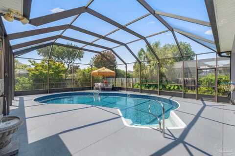 1179 Grand Pointe Dr, Gulf Breeze, FL 32563