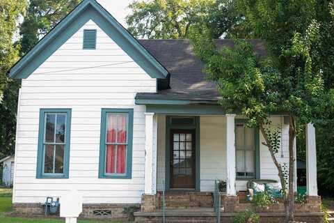 110 E Camden, PALESTINE, TX 75801