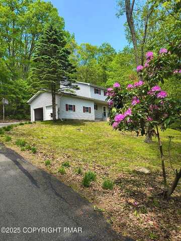 1019 Jackson View Road, Stroudsburg, PA 18360