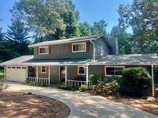 3864 Corinth Drive, Gainesville, GA 30506