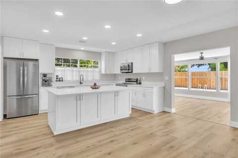 1336 42nd Avenue, Vero Beach, FL 32960