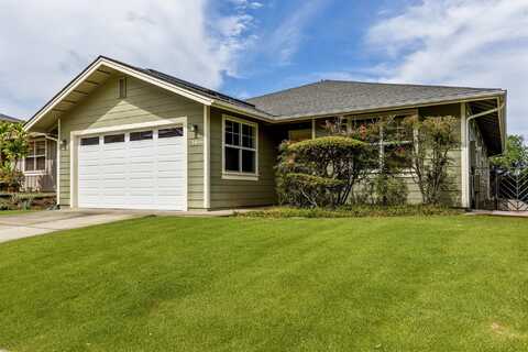 54 Uahaa Pl, Wailuku, HI 96793