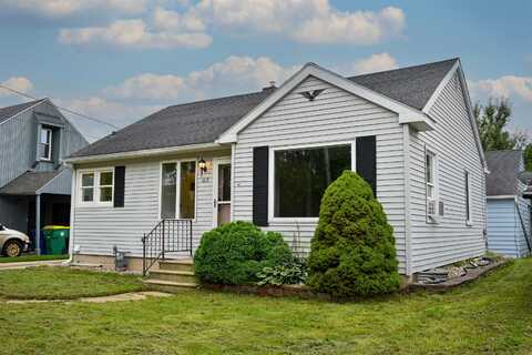 1618 EASTMAN Avenue, GREEN BAY, WI 54302