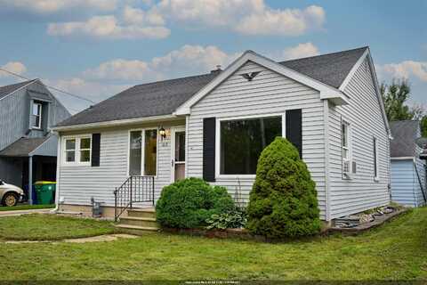 1618 EASTMAN Avenue, GREEN BAY, WI 54302