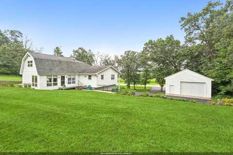 9866 STATE ROAD 22, WAUPACA, WI 54981