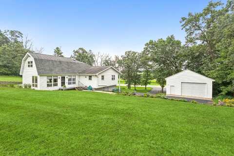 9866 STATE ROAD 22, WAUPACA, WI 54981