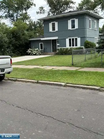 2816 W 4th Ave, Hibbing, MN 55746