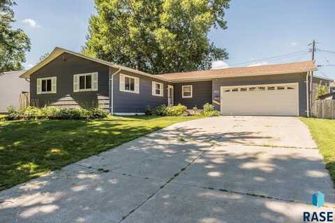 705 S Stephen Ave, Sioux Falls, SD 57103