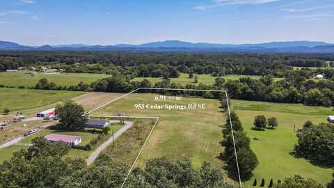 953 Cedar Springs Road SE, Cleveland, TN 37323