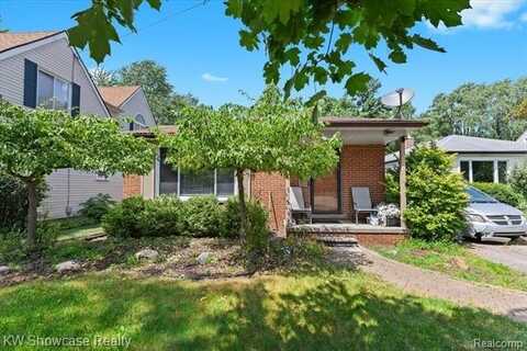 3994 Beechgrove Drive, Waterford, MI 48328