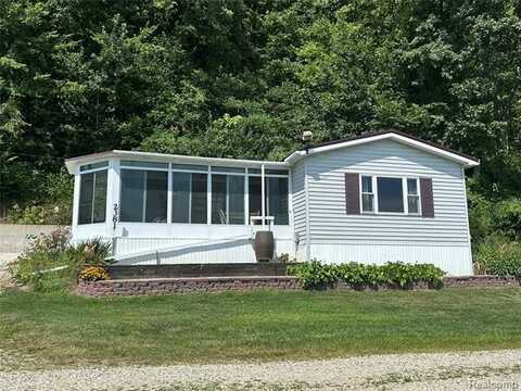 2381 Bristol Lake Road, Dowling, MI 49050