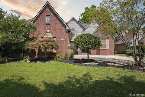 18145 Shoreline Court, Northville, MI 48168