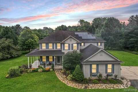5061 Sandhill Road, Almont, MI 48003