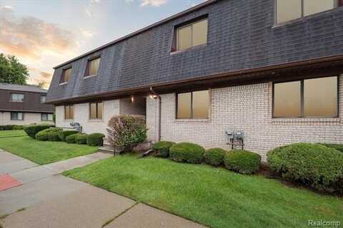 25440 Quarter Deck Street, Harrison Township, MI 48045