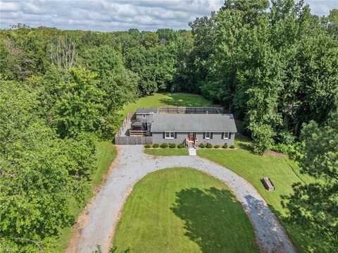 29213 Hunt Club Drive, Courtland, VA 23837