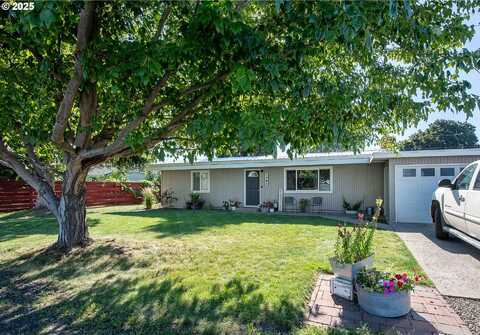 1308 25TH ST, La Grande, OR 97850