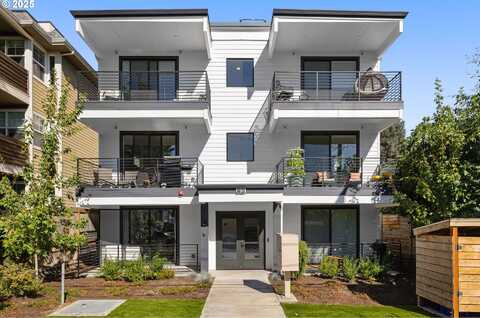 3920 N MONTANA AVE, Portland, OR 97227