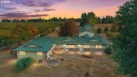 10418 CHAMPOEG RD, Aurora, OR 97002