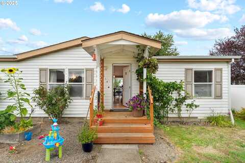 614 S 10TH ST, Saint Helens, OR 97051